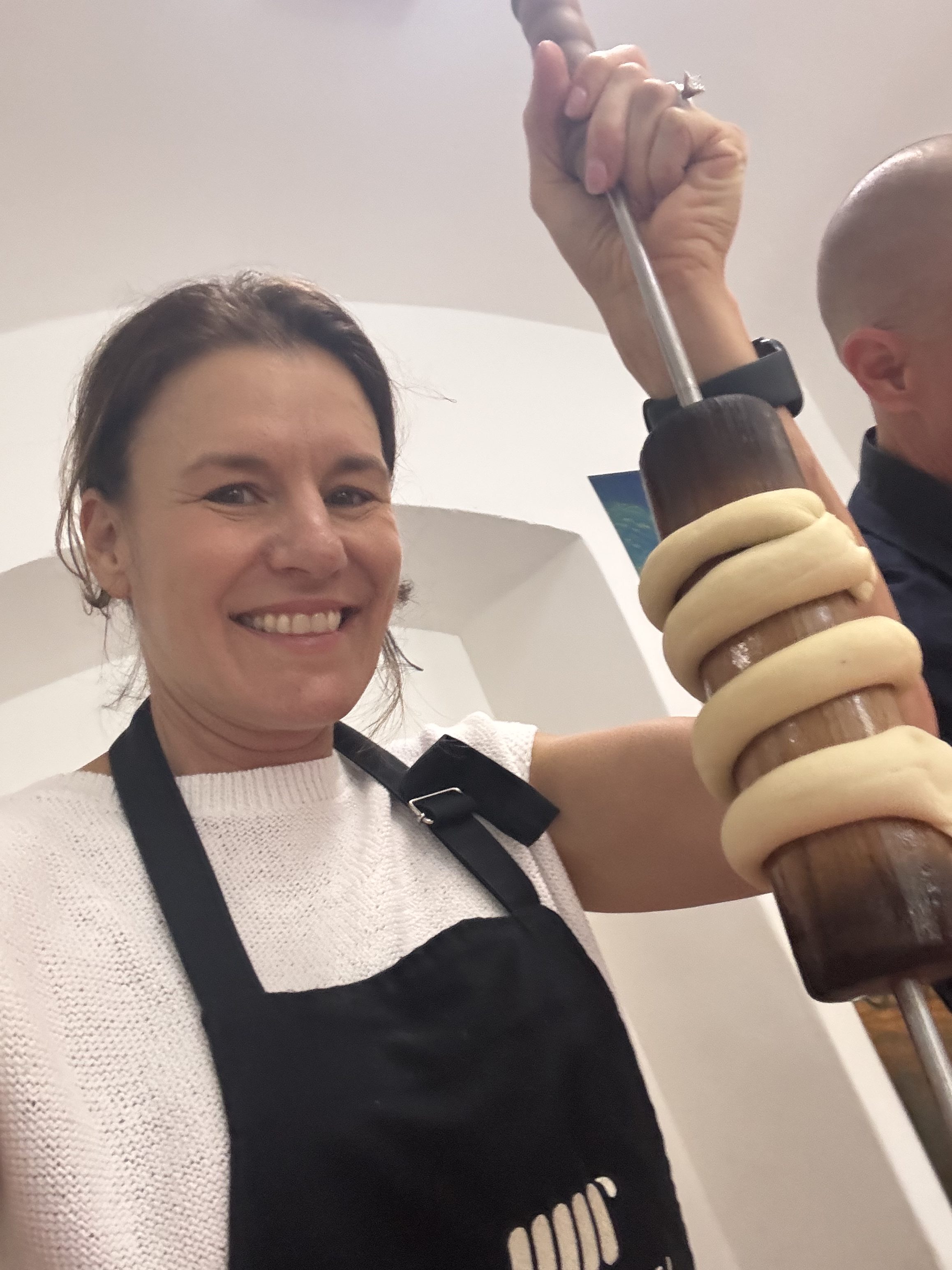 trdelník chimney cake making class in Prague