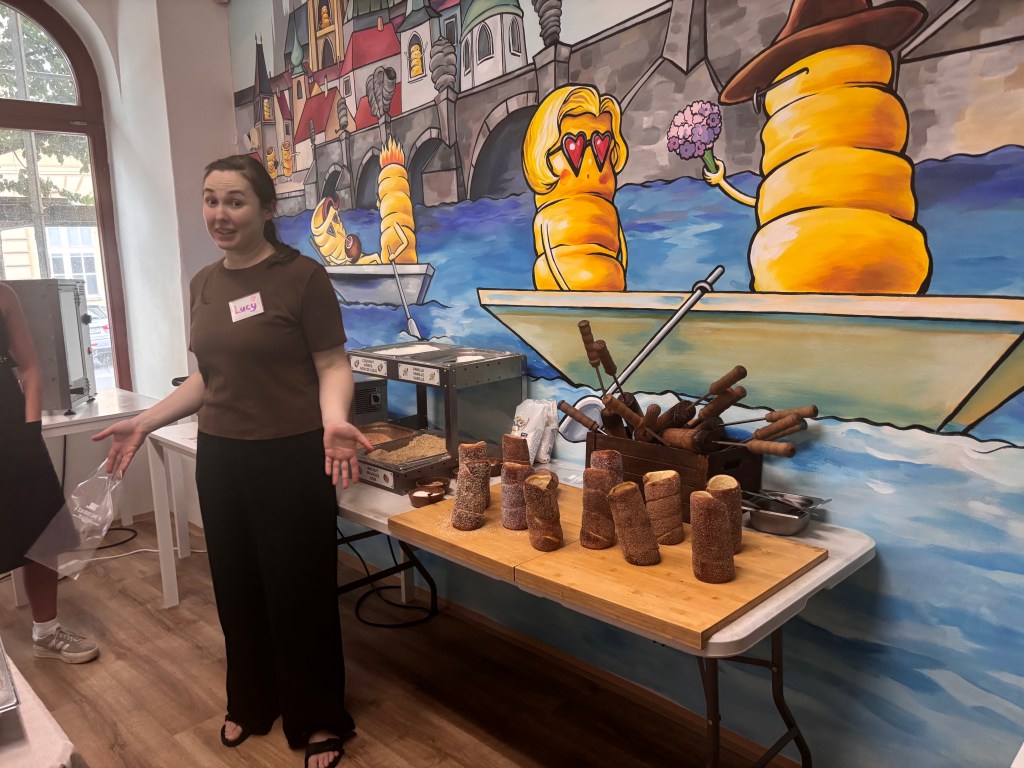 trdelník chimney cake making class in Prague