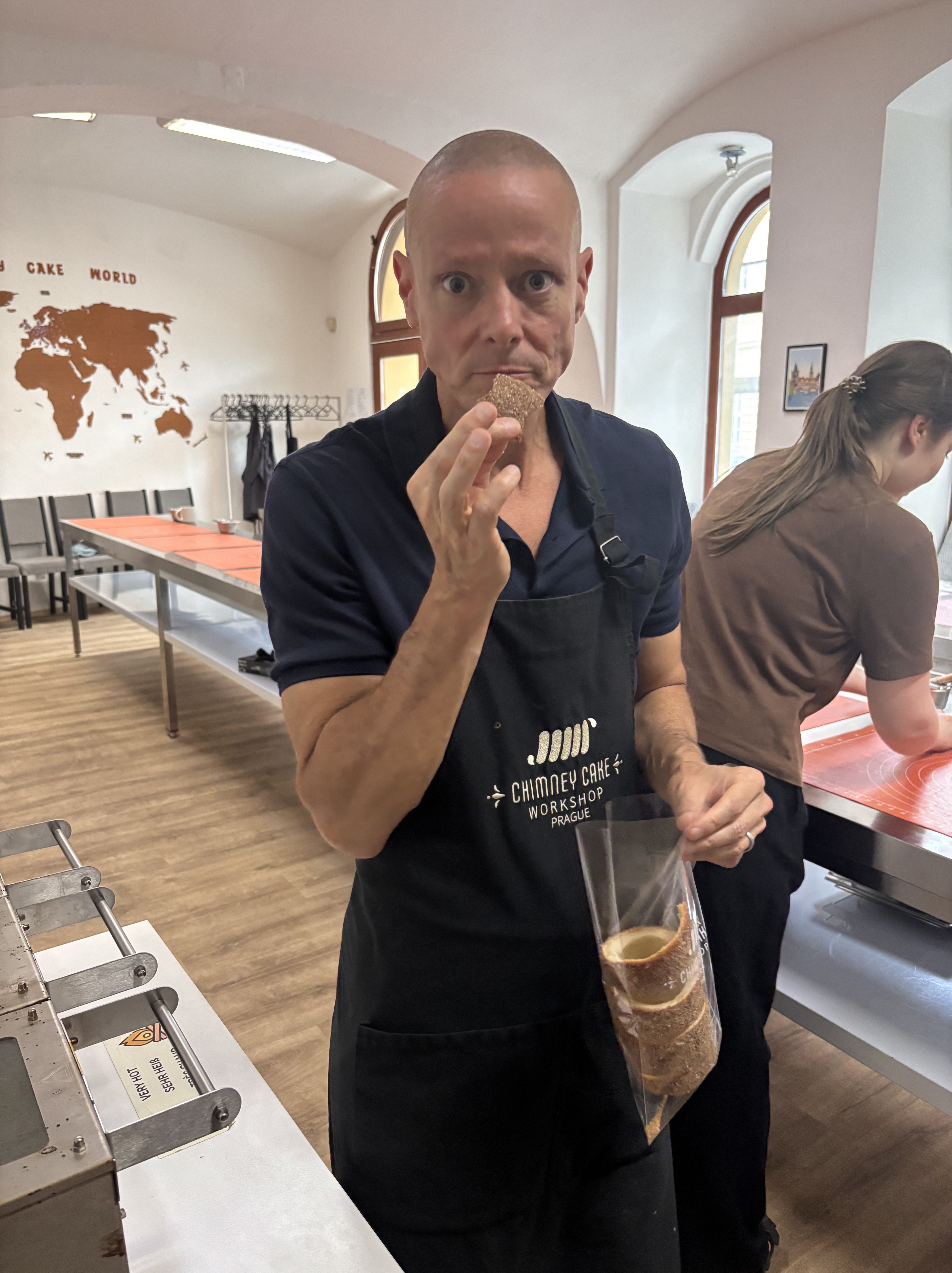 trdelník chimney cake making class in Prague